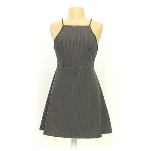 Forever 21 Black & White Knit Dress Size Large NWT
